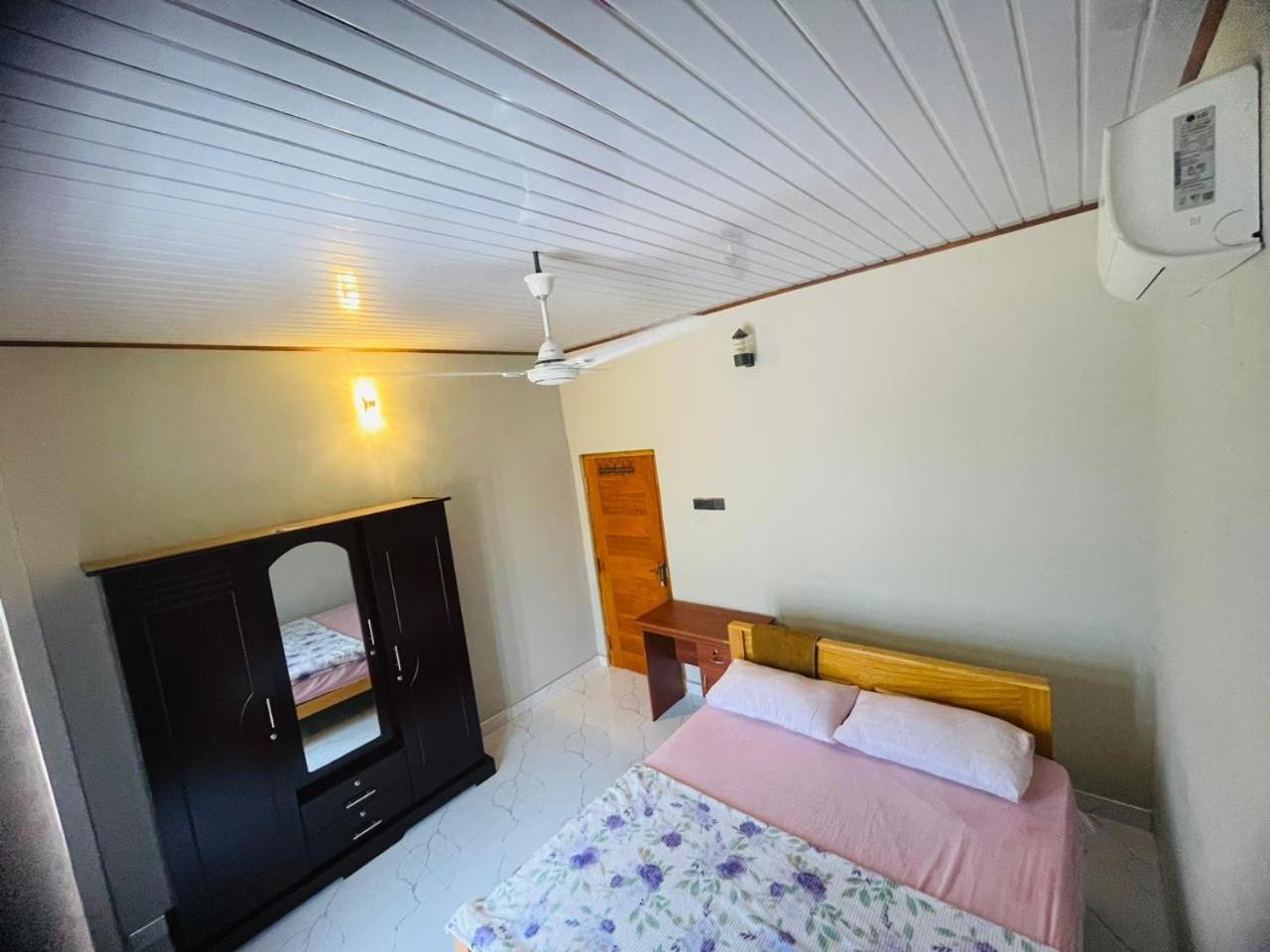 Sunset Chalet Mullaittivu エクステリア 写真